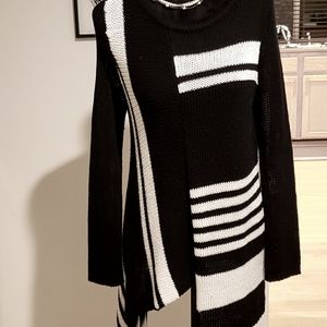 CHICO'S SWEATER SIZE 00